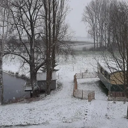 Roulotte Les Mesanges *