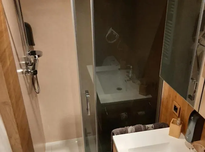 مكان تخييم Roulotte Les Mesanges