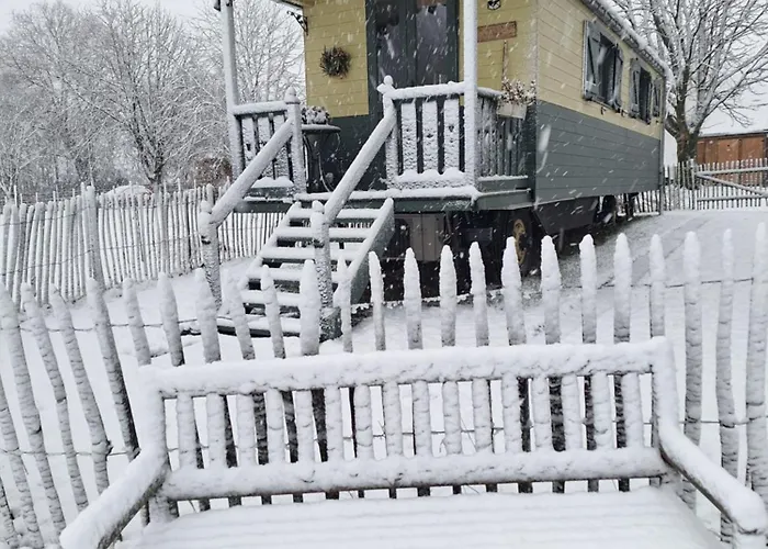 Roulotte Les Mesanges مكان تخييم Rebecq-Rognon